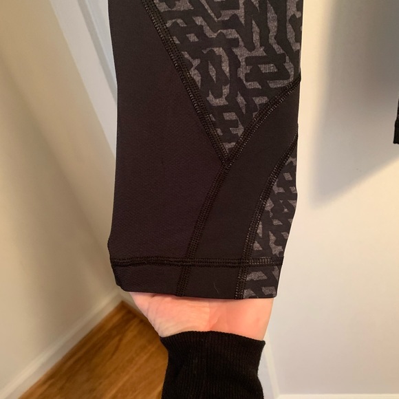 Capri lululemon a - Picture 3 of 5